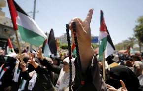 المطبعون يعاقبون الفلسطينيين بوقف التمويل والاحتلال يعاقبهم بالمقاصة