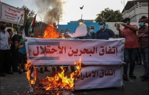 جمعة الغضب.. الشعوب العربية تستنكر التطبيع 