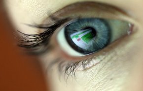 ابتكار جهاز يحسن صحة العين في 3 دقائق فقط