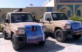 شاهد: الجيش الايراني يقف الى جانب الشعب في كافة الظروف