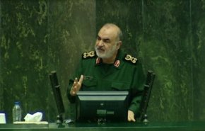 اللواء سلامي: ايران استنزفت قدرات امريكا بهذه الطريقة..