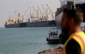 تدشين أول خط ملاحي مباشر بين سلطنة عمان والعراق
