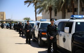 شاهد: آليات عسكرية تمهيدا للبدء بمرحلة هدم حي النزهة بجدة