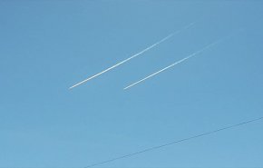 الطيران الحربي الاسرائيلي يحلق في سماء لبنان