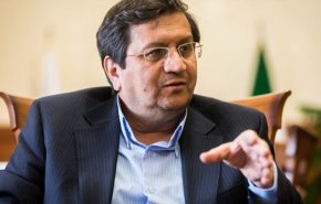 محافظ البنك المركزي الايراني يلتقي الكاظمي في بغداد 