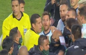 ميسي في مشادة كلامية مع مدرب بوليفيا..هذه تفاصيلها