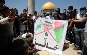 الشارع الفلسطيني يغلي.. لن تدخلوها آمنين ايها المطبعون