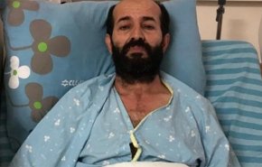 ​​​​​​​اعتصام العشرات من ابناء رام الله دعما وإسنادا للأسيرماهر الأخرس