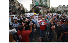 تصاعد الإحتجاجات ضد فرنسا بسبب الرسوم المسيئة للإسلام