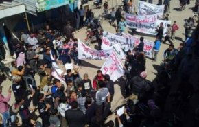القبائل العربية تنتفض بوجه الموالين للجيش الأمريكي شرقي سوريا