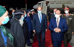 السيسي في أثينا لبحث الوضع في الشرق الأوسط