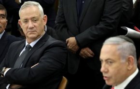 شاهد.. غانتس يهدد نتنياهو!