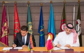 قطر وحكومة الوفاق الليبية توقعان اتفاقية عسكرية
