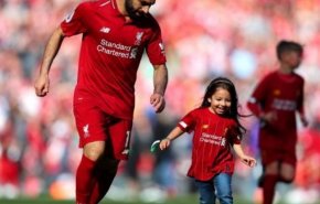  اصابة نجم ليفربول محمد صلاح بفيروس كورونا