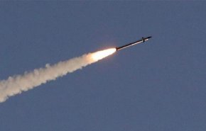شاهد.. اطلاق 3 صواريخ من اريتريا يهدد بحرب مع اثيوبيا