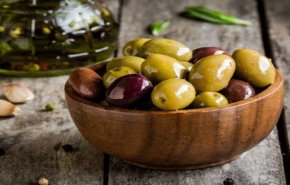 كيف يمكن التفرقة بين الزيتون الأصلي وغير الأصلي؟