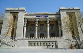 الخارجية الايرانية تستدعي راعي المصالح الكندية في طهران 