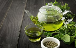 هذه العصائر النباتية مفيدة لاسكات فيروس كورونا