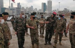 رئيس أركان الجيوش الفرنسية يتفقّد مرفأ بيروت
