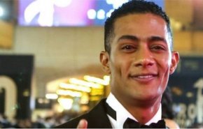 انتقادات لفنان مصري احتضن مغنيا إسرائيليا في دبي 
