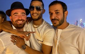 أول تعليق لمحمد رمضان حول صورته مع مغني إسرائيلي بدبي
