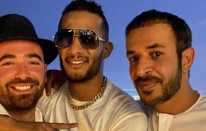 محمد رمضان يطلق تعليقا جديدا بعد صورته المستفزة مع 'مغنين إسرائيليين'