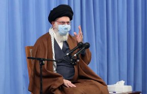 قائد الثورة: لا يحق للأوروبيين الحديث عن صواريخنا وهم يمتلكون ترسانات نووية 