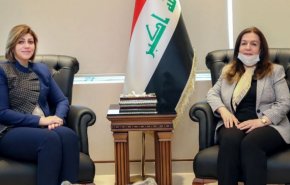 العراق.. وزيرة الهجرة تبحث شمول النازحين بقروض الاسكان