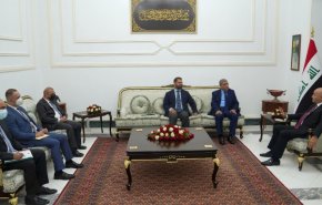 الرئيس العراقي يبحث مع الوفد الصدري المستجدات السياسية والأمنية
