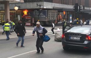 وفاة رجل في حادث دهس بناقلة جنود مدرعة في روسيا
