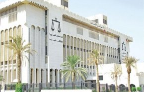 دعوى قضائية ضد فنان كويتي أساء للكويتيين