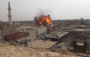 شاهد.. دمار كبير خلفه العدوان السعودي بمدينة حرض اليمنية