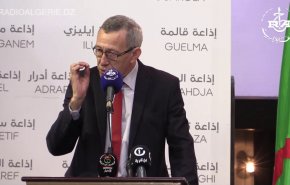 الجزائر تؤكد انها تتعرض لهجمات فرنسية