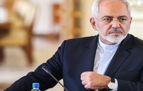 ظريف يرحب بالبيان الكويتي حول صياغة حلول للخلافات بين بلدان الخليج الفارسي