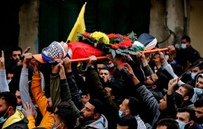 مواجهات مع قوات الاحتلال بعد استشهاد طفل فلسطيني شمال رام الله