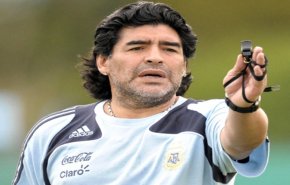 من هو اللاعب الوحيد الذي اعتبره مارادونا أفضل منه؟