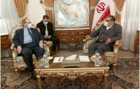 شمخاني: امريكا تعمل على دعم خلايا داعش الارهابية في المنطقة