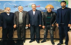 حماس والشعبية التقيا في لبنان وتباحثا حول قضايا حساسة