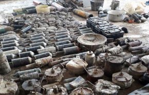 العثور على عبوات ناسفة وصواريخ بجولة مسح في نهر الفرات بالرمادي
