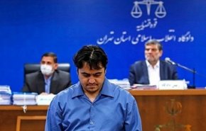 شاهد .. تفاصيل اعدام الجاسوس روح الله زم
