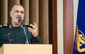 قائد الحرس الثوري: العدو يستهدف نمو واقتدار ایران العلمي
