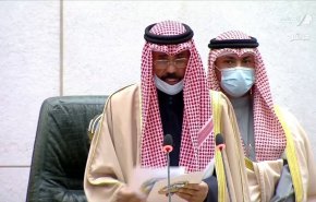  أمير الكويت يفتتح البرلمان الجديد ويدعو لبرنامج إصلاحي شامل