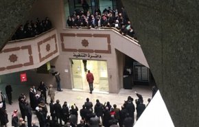 محامون يحتشدون أمام قصر العدل في الاردن