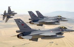 تركيا تجدد قصفها على مواقع حدودية في محافظة دهوك العراقية