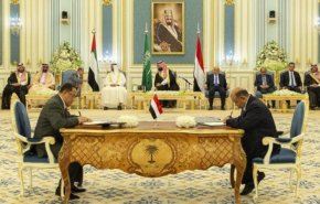 أنصار الله: حكومة هادي جمعت المتفرقين وسرعان ما سيُعلن فشلها