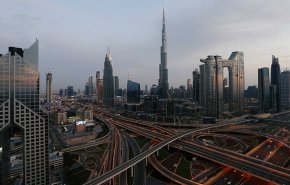 تقرير يكشف استثناء الامارات للعرب من فرص العمل وتفضيل الاسرائيليين!