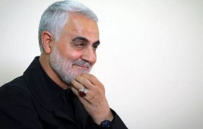 بالفيديو..عندما يمازح الشهيد قاسم سليماني المصور