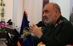 اللواء سلامي: سنرد على أي عمل عدواني بضربة حاسمة وقوية
