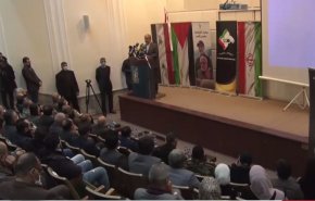 شاهد .. فلسطينيون يحيون ذكرى قادة النصر في دمشق 