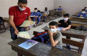 الملك الأردني يوجه الحكومة إلى فتح المدارس